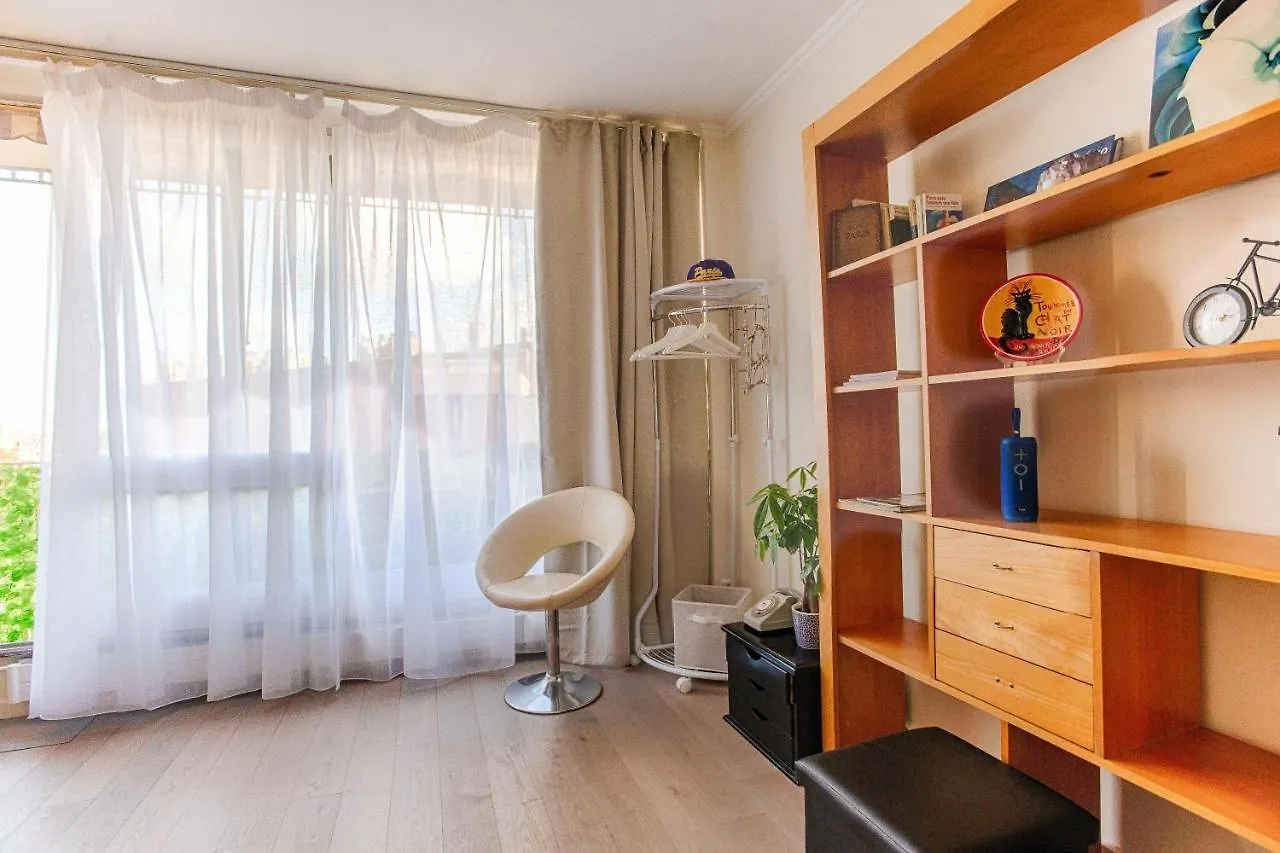 Charming Studio With Balcony Paříž Francie